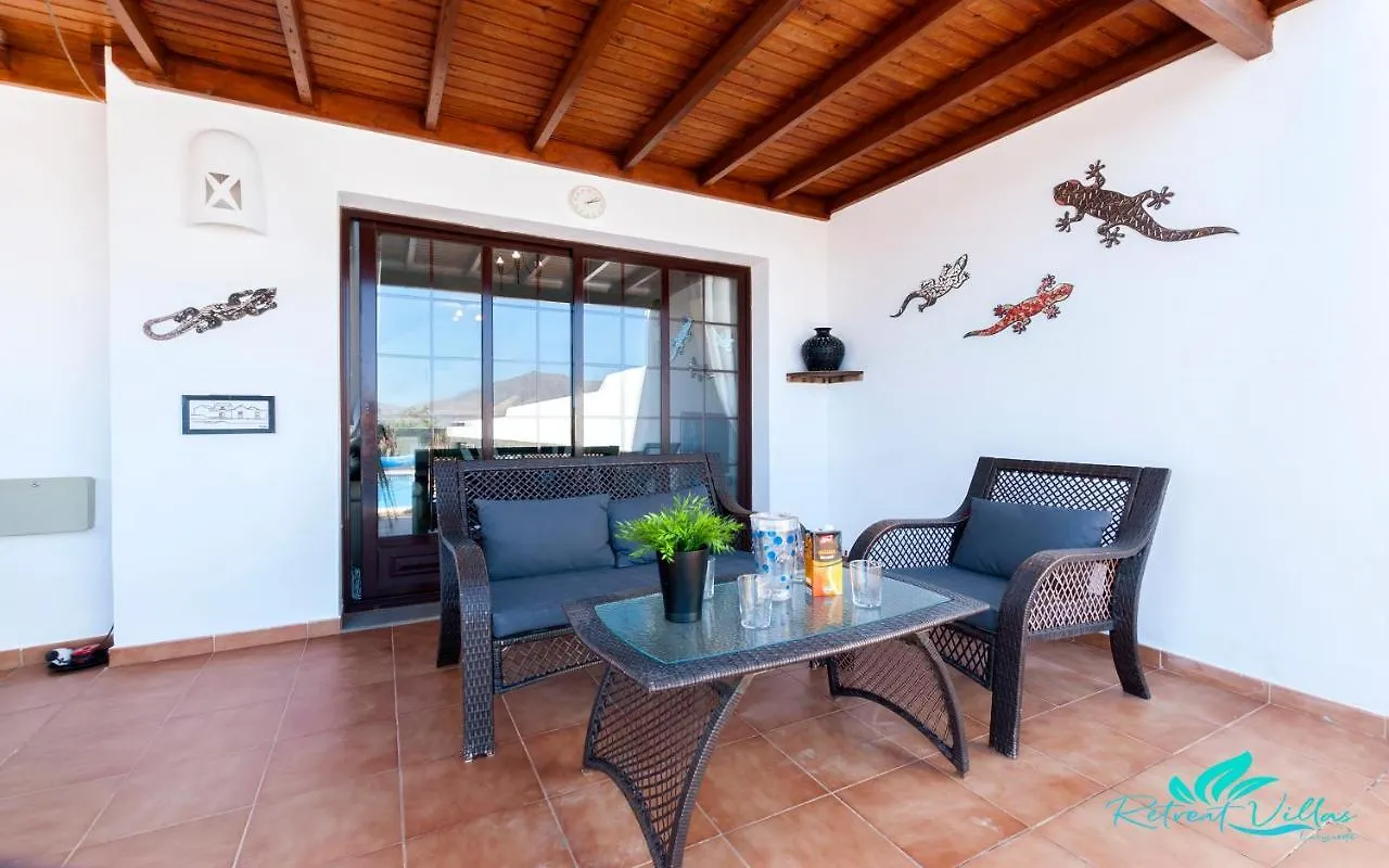 3-Bed Villa Close To Town Casa Minstrel Playa Blanca  0*, Playa Blanca (Lanzarote) Spain