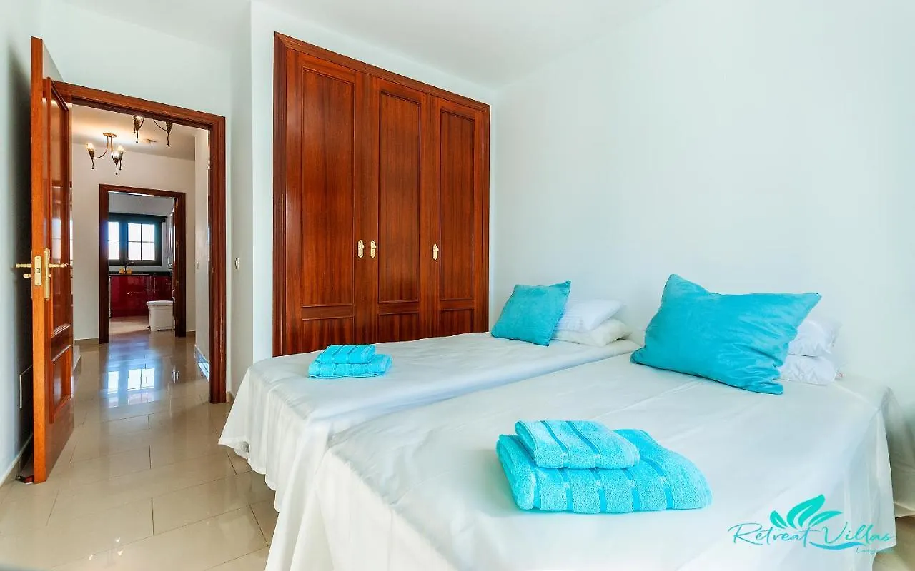 3-Bed Villa Close To Town Casa Minstrel Playa Blanca