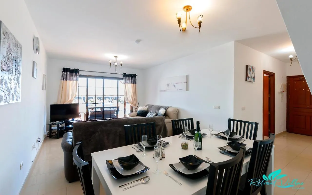 3-Bed Villa Close To Town Casa Minstrel Playa Blanca